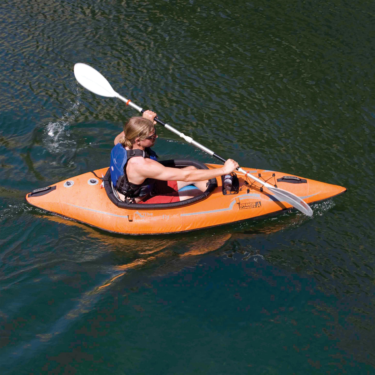 Kayak J2454