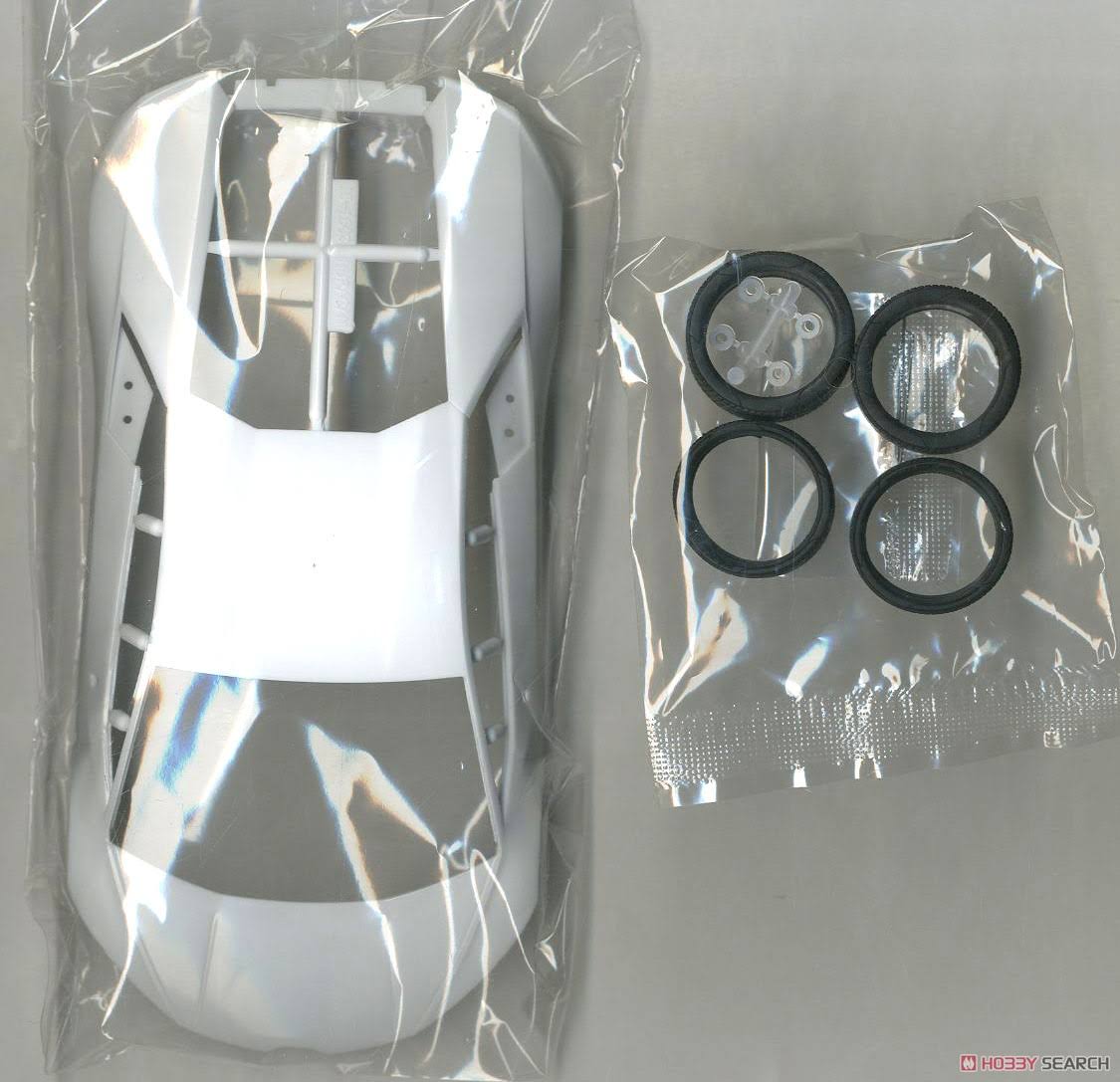 1/24 Lamborghini Huracan LP610-4 Model Kit E895