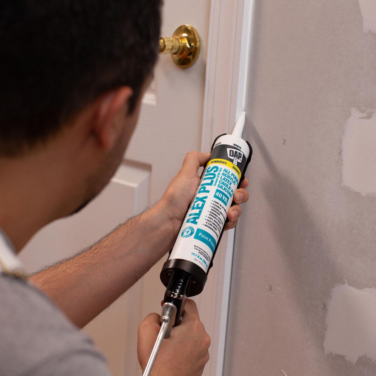 White Acrylic Latex Silicone Caulk B49540